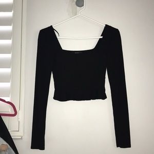 Long sleeve crop top
